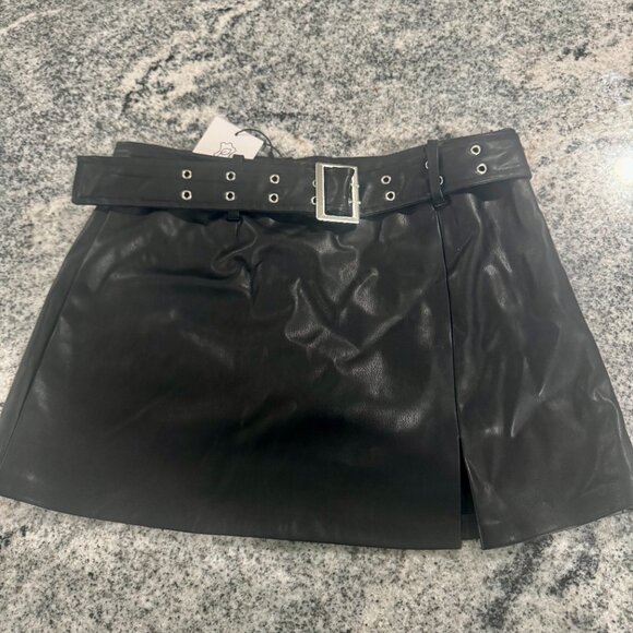 FALDA - Picture 4 of 5